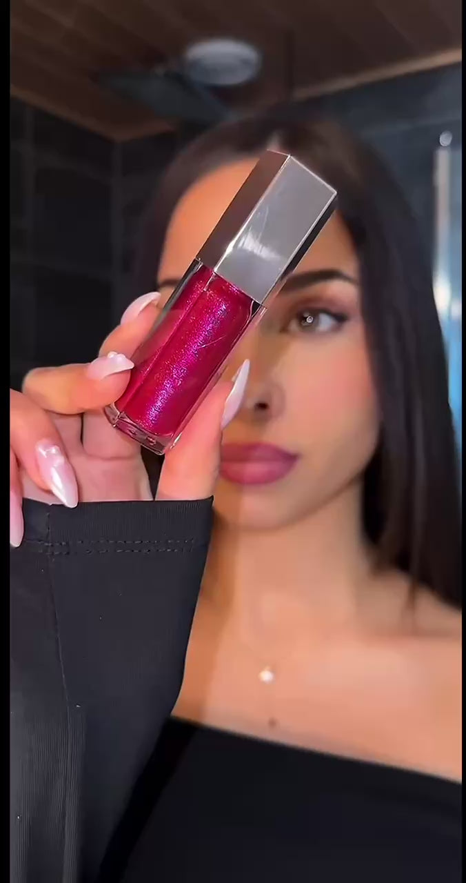 Fenty Beauty by Rihanna:  Gloss Bomb Universal Lip Luminizer