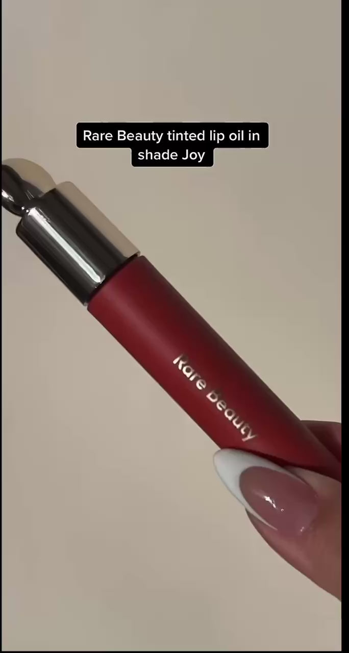 Rare Beauty by Selena Gomez: Soft Pinch Tinted Lip Oil Stain